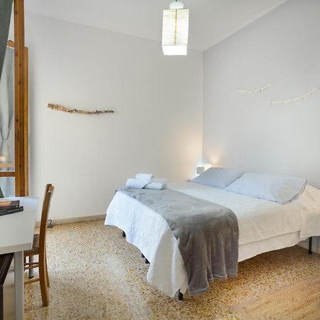 Room San Frediano ฟลอเรนซ์ ภายนอก รูปภาพ